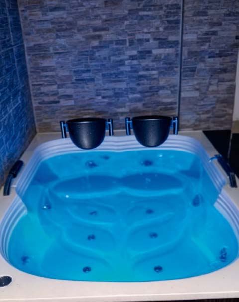 Jacuzzi-3